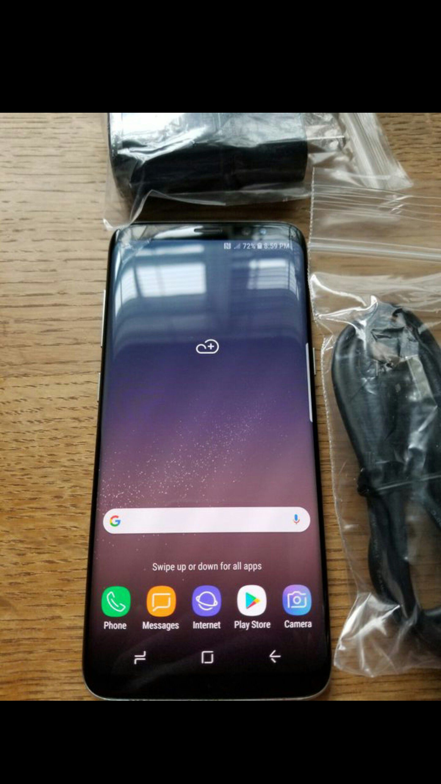 SAMSUNG Galaxy S8, Factory UNLOCKED//Excellent Condition// As like New..