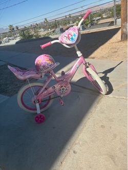 16in Princess bike w helmet
