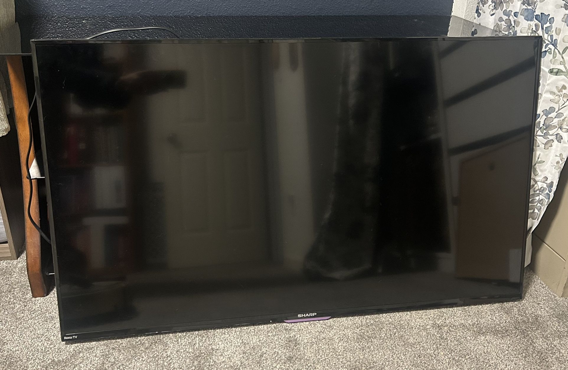 50” Roku Smart TV