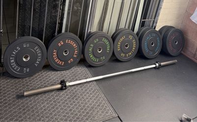 Bumper Plate Set With Bar