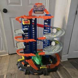 Hot Wheels City Ultimate Garage Playset T-Rex  No Cars