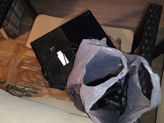 Xbox working consolé (controllers not included)