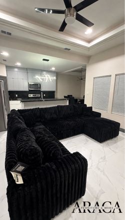 BRAND NEW PULL OUT SECTIONAL