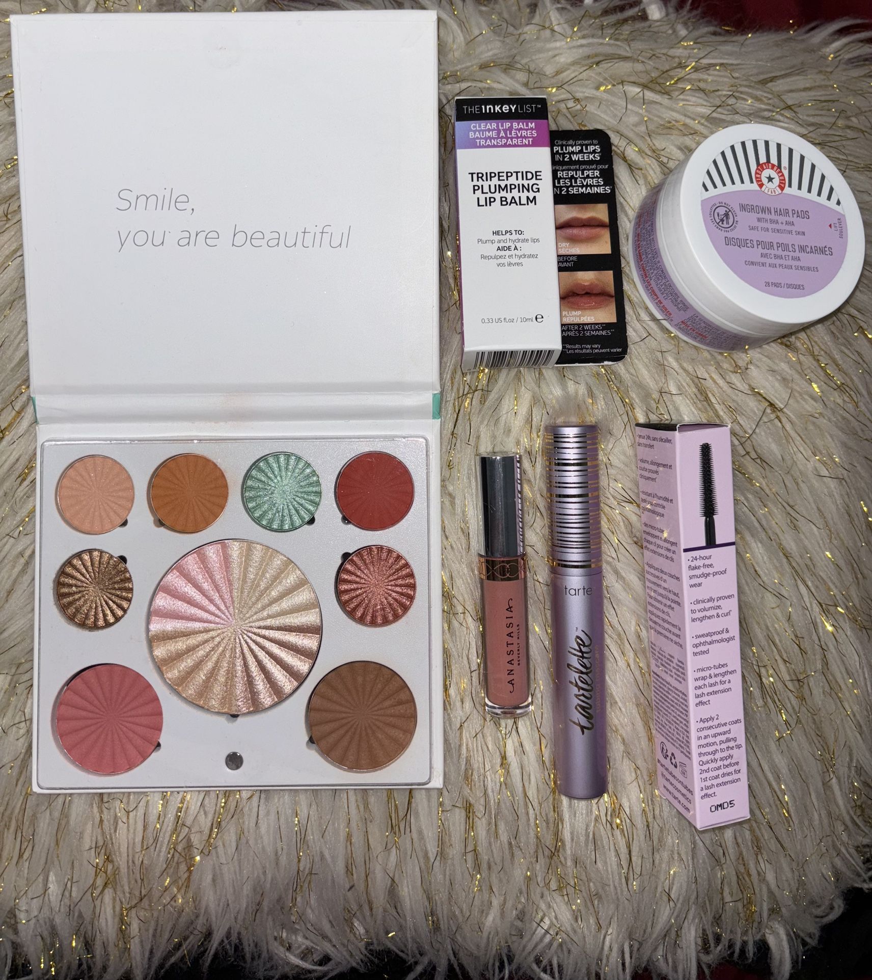makeup bundles $20 each/$20 cada set