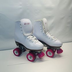Chicago Women’s Roller Skates – Size 5 – Like New!  Get rolling in style with these Chicago Women’s Roller Skates! Featuring a classic white leather