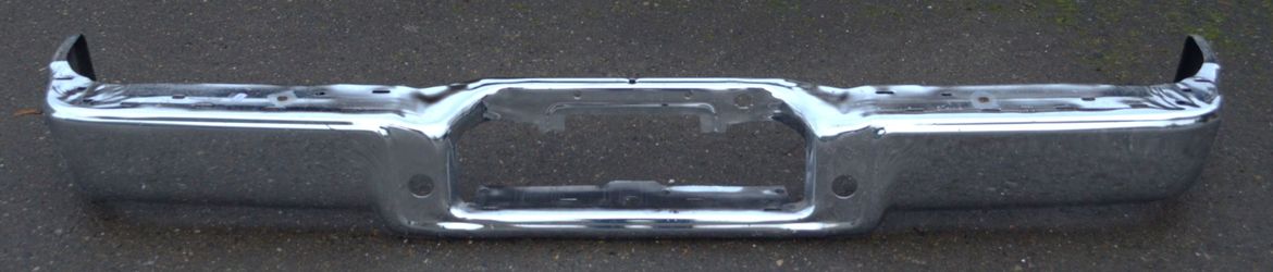 USED REF#M098 || 2004-2006 FORD F-150 || REAR METAL BUMPER COVER ONLY