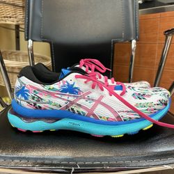 Wmns Asics Gel Nimbus 24 Size 12