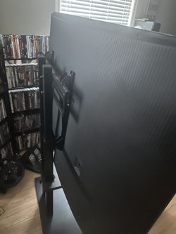 SAMSUNG TV