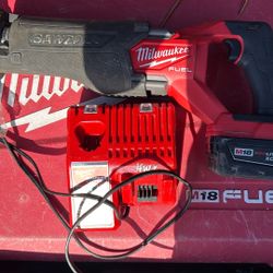 Milwaukee Fuel Sawzall Kit