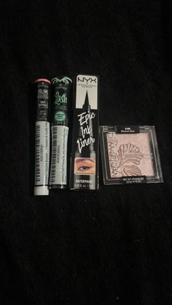 Makeup bundle