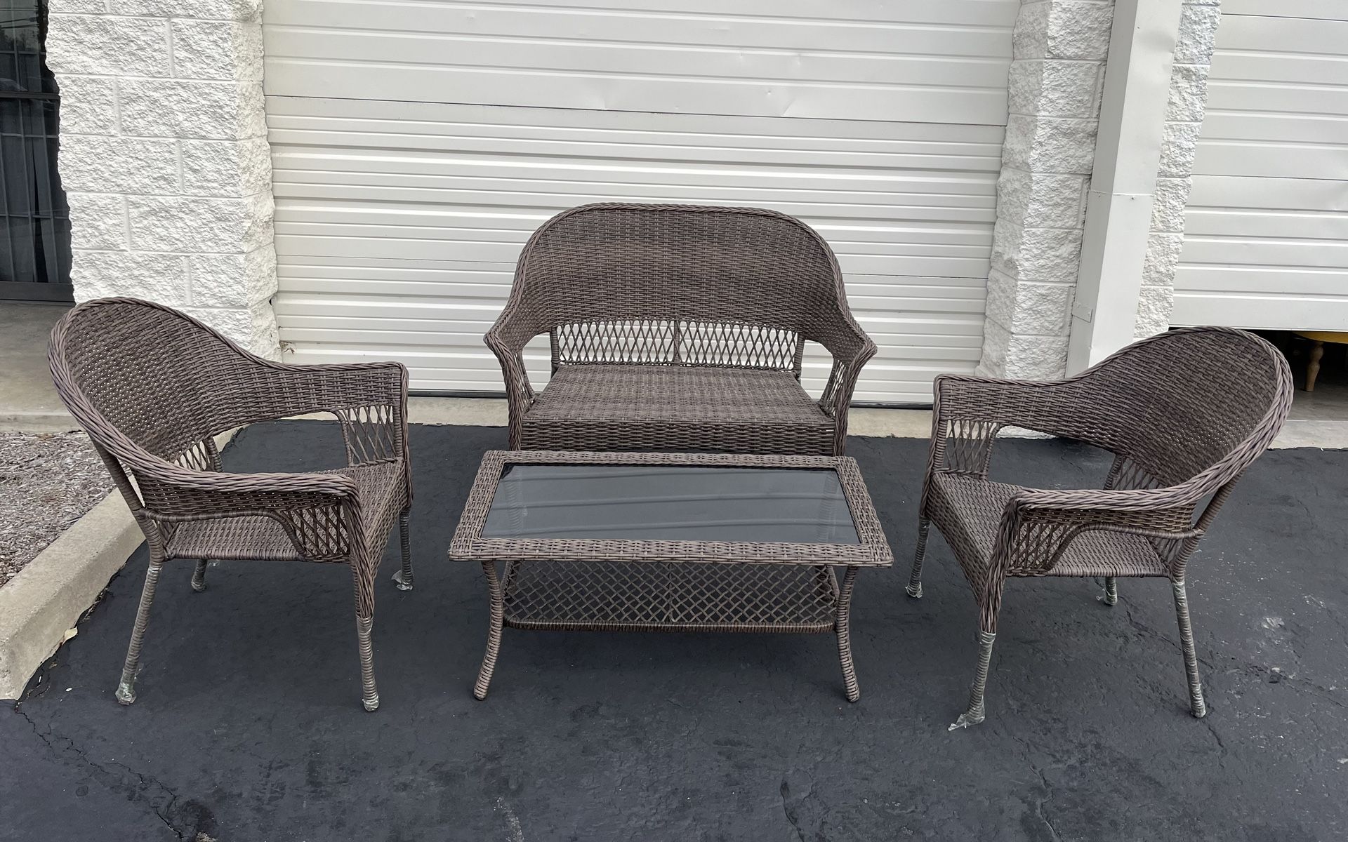 Wicker  4-Pc Patio Set