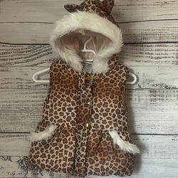 Cheetah print puffer vest from little lass size 24 months