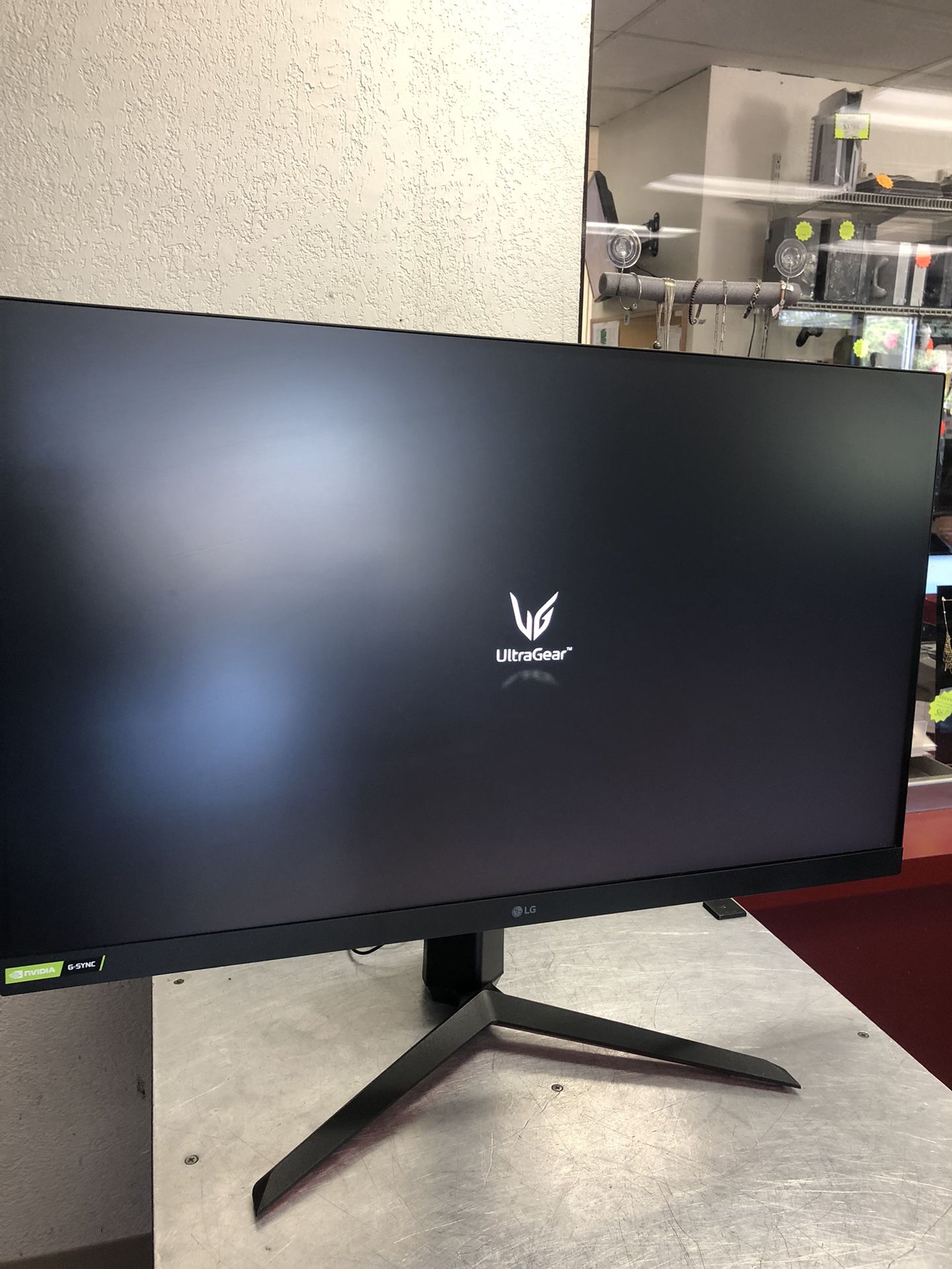 96091 LG 32GP83B 32” QHD Nano IPS Ultra Wide Gaming Monitor 588659