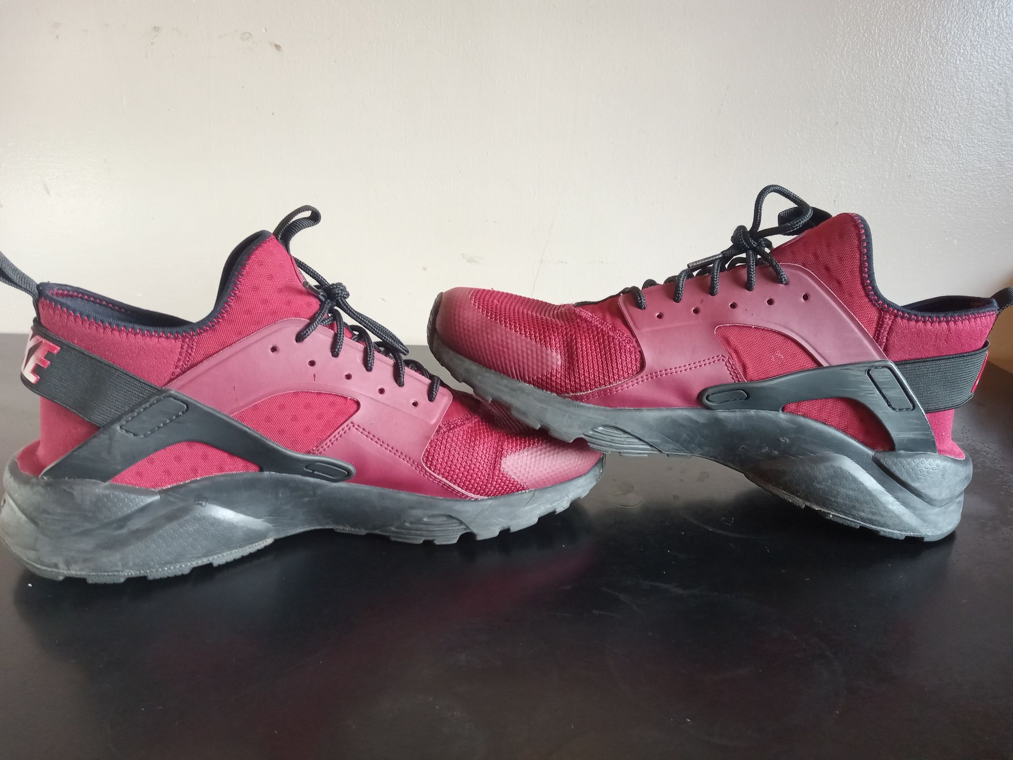 Nike Huarache Run Ultra (Sz 12.5)