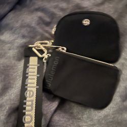 Lululemon Dual Pouch Wristlet