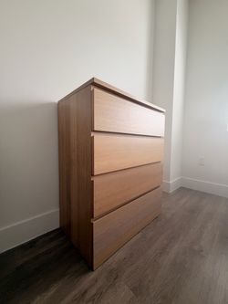 4-drawer dresser