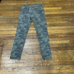 Sz Xl.  Forever 21 Camo Pants Inseam 30
