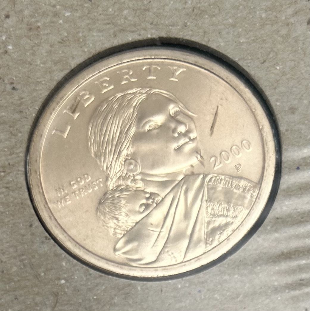 us-golden-dollar-coin-sacagawea-2000-p-struck-on-first-day-of-mintage