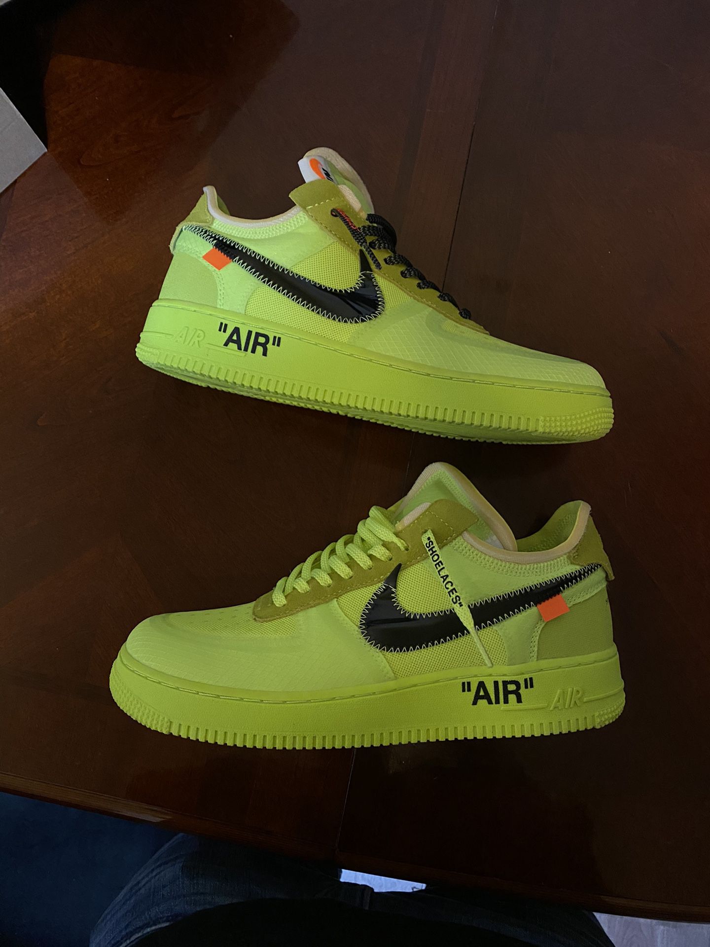 500$ OBO size 8.5 off white volt Nike Air Force 1