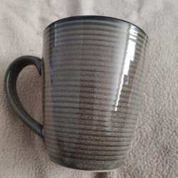 8 Mugs
