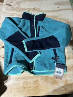 Women’s North face Jacket New  Size XS,S