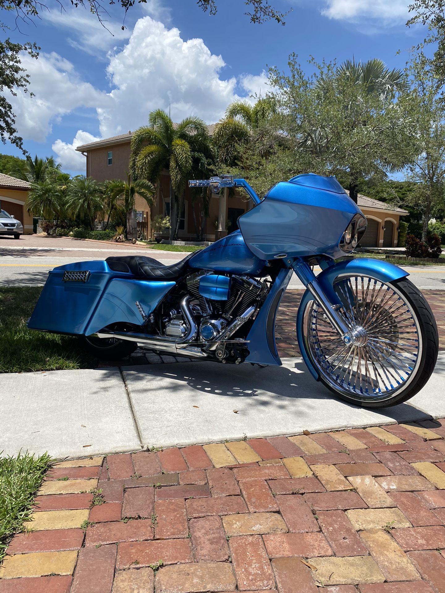 2011 Harley Davison’s FLTRX130