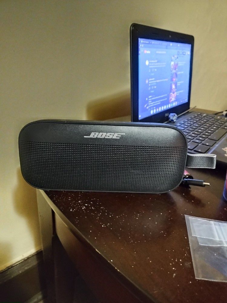 Bose SoundLink Bluetooth Speaker