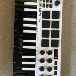 Akai Midi With cord