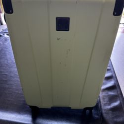 Kenneth Cole  suitcase, Luggage Size 24
