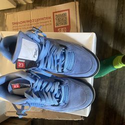 Jordan 4s SIZE 9.5