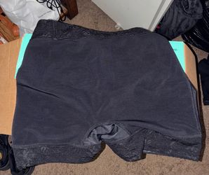 Waist trainer with butt lift