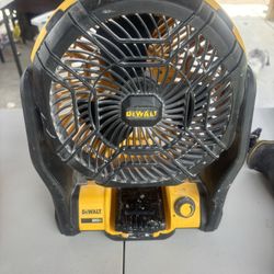 Dewalt Fan And Battery 