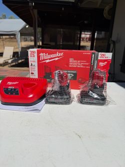 Milwaukee m12 high output xc5.0 starter kit
