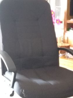 Computer chair