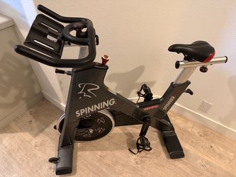 Indoor cycling bike