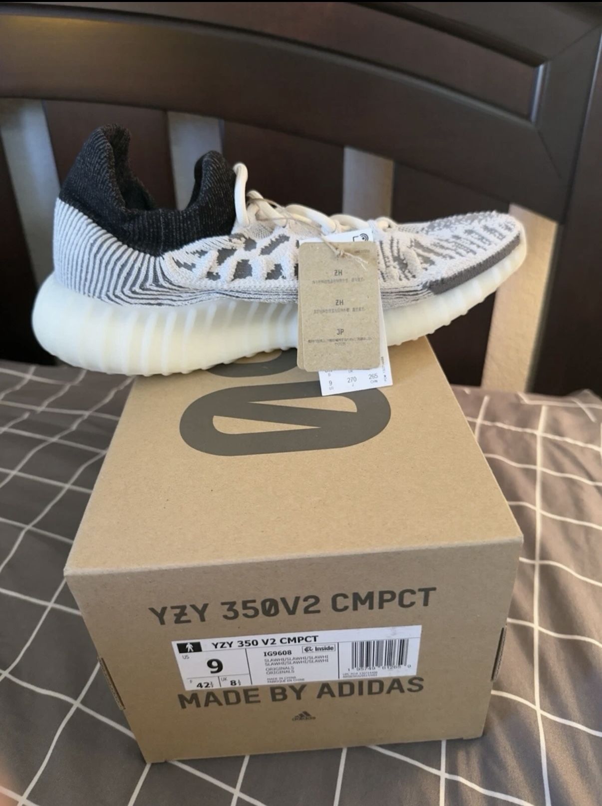 Adidas Yeezy 350v2 CMPCT
