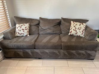 Set of 2 couches