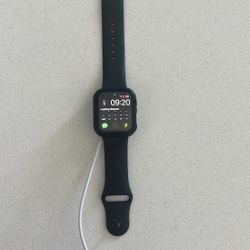 Apple Watch SE 