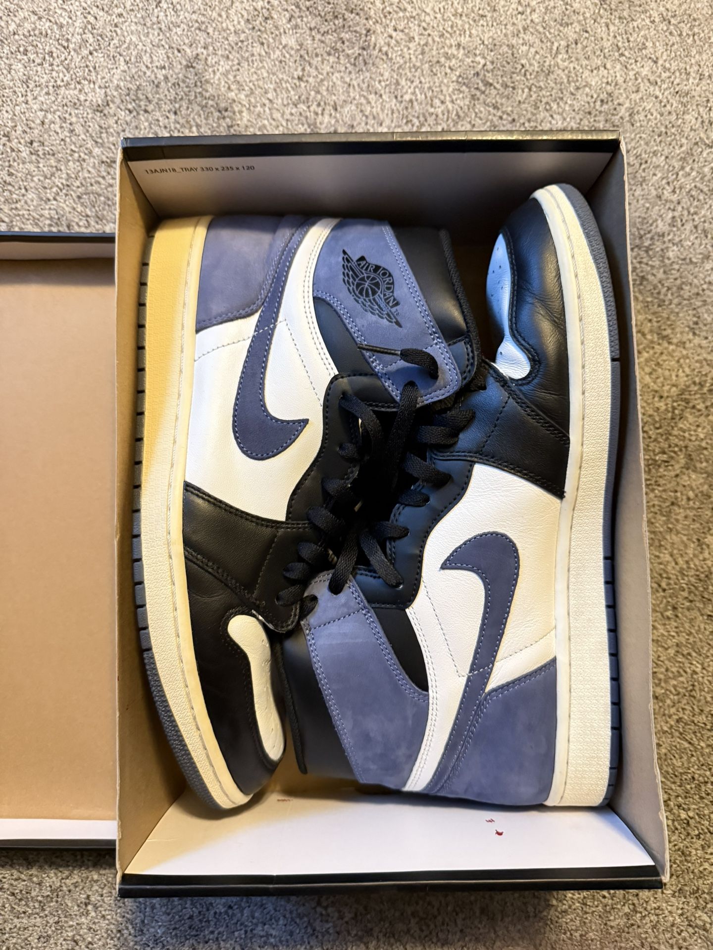 Jordan 1 Blue Moon
