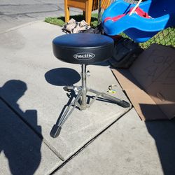 Drum seat