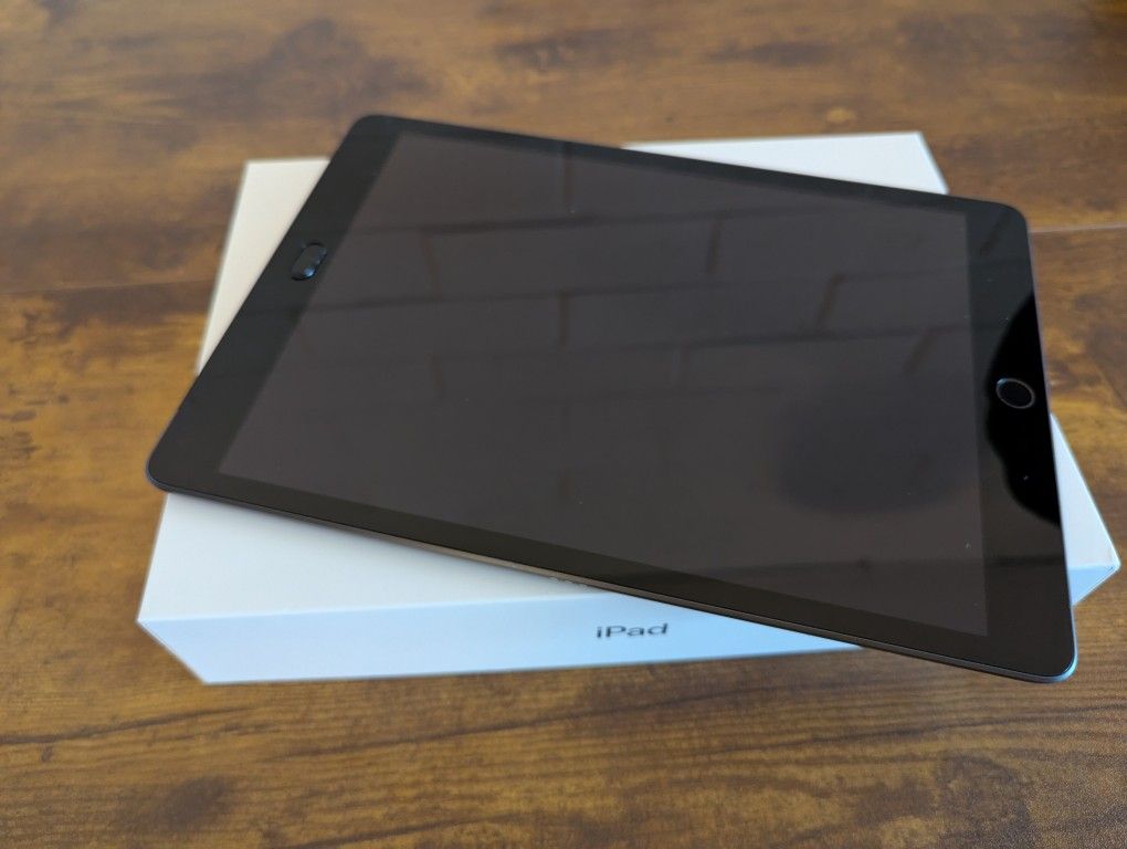 iPad 9th Gen Cellular