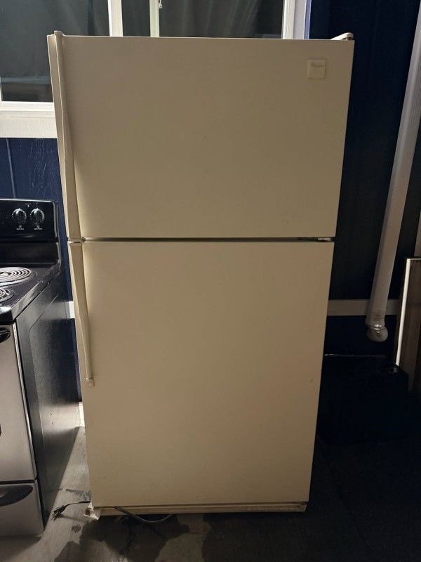 Whirlpool Refrigerator 