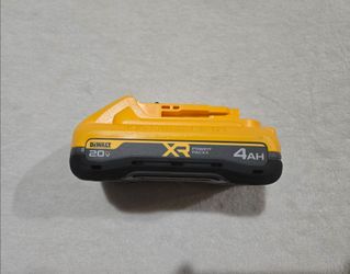 DeWalt 20V XR Power Pack 4AH Battery