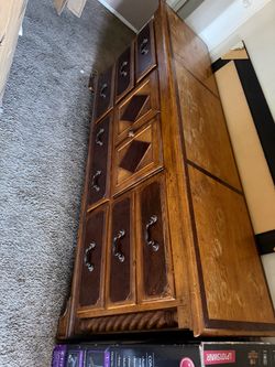 Dresser