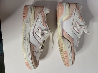 New Balance 550 Women's 10.5/Men's 9 White Pink Suede Leather Sneakers BBW550CD