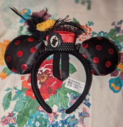 Disney Resorts Minnie Mouse Cameo Silhouette Flower Feather Polk Dots Ears