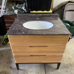 Bathroom Vanity - Brand New!!