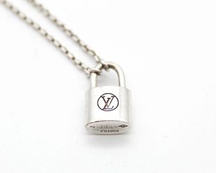 Authentic Louis Vuitton Lockit Sterling Silver Necklace Pendant F94958