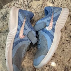 Little Girls Nike Shoes! (Size 3Y) 