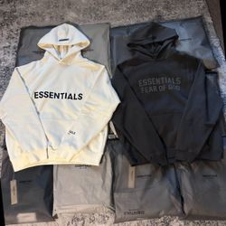 ESENTIALL SWETER